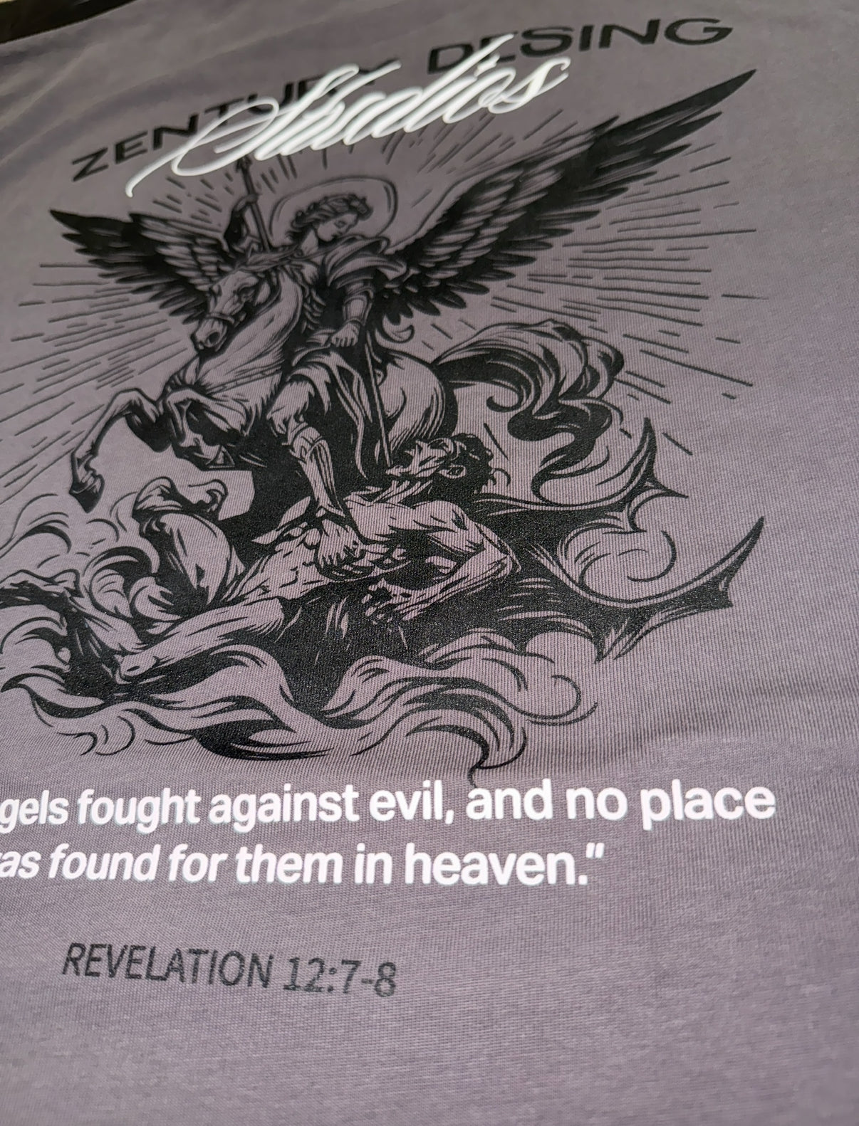 ZENTURY “DESING” ESTUDIOS- "Sky Soldier"- Oversized Gray Tee